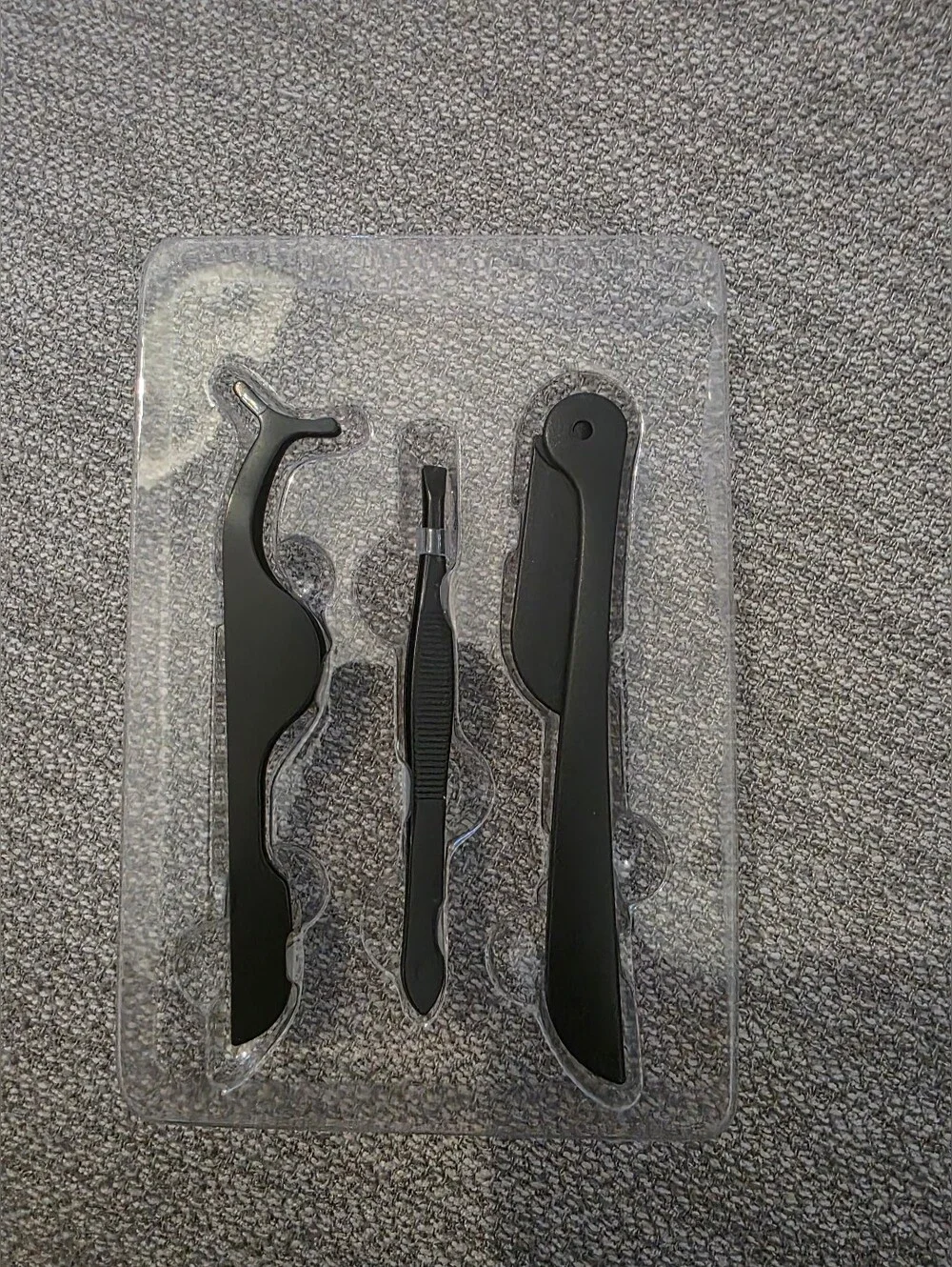 New Brookstone Black 3-Pack Eyebrow / Eyelash Set